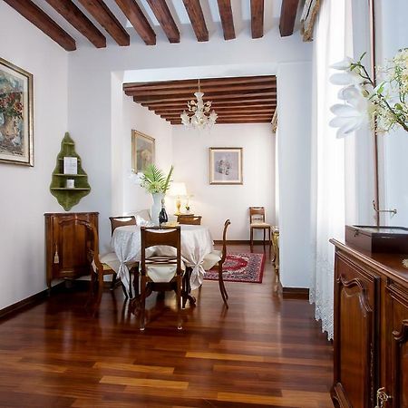 Residenza Calle Larga San Marco Venice Luaran gambar